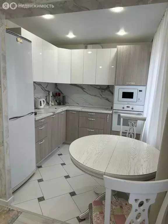 3-комнатная квартира: Иркутск, 4-я Советская улица, 100 (59 м) - Фото 1