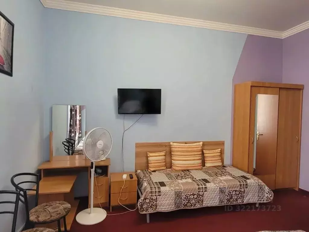 Комната Санкт-Петербург Невский просп., 72 - Фото 1