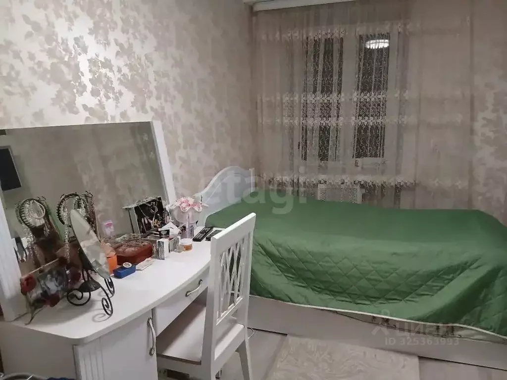 2-к кв. Удмуртия, Сарапул пос. Южный, ул. Фурманова, 7К2 (42.1 м) - Фото 1