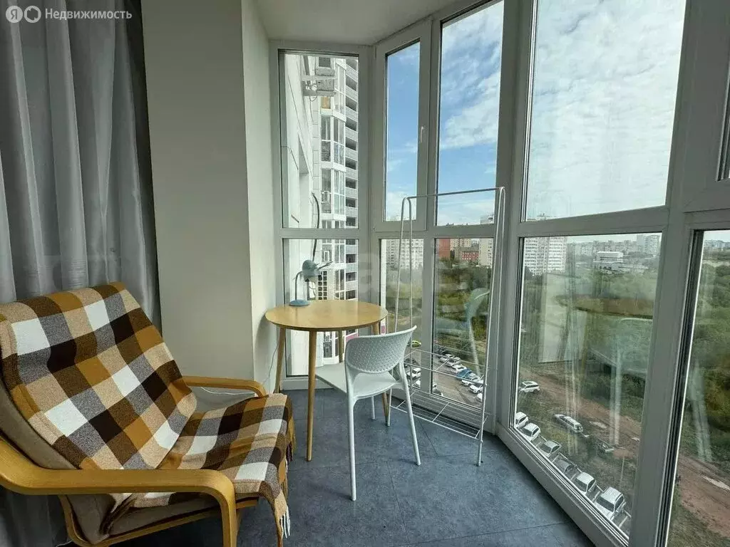 3-комнатная квартира: Оренбург, Пролетарская улица, 288А (88 м) - Фото 0