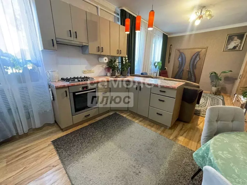 3-к кв. Курская область, Курск Курского завода тракторных запчастей ... - Фото 1