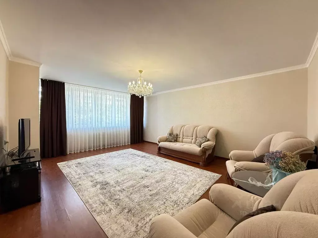 4-к кв. Кабардино-Балкария, Нальчик просп. Кулиева (109.6 м) - Фото 0