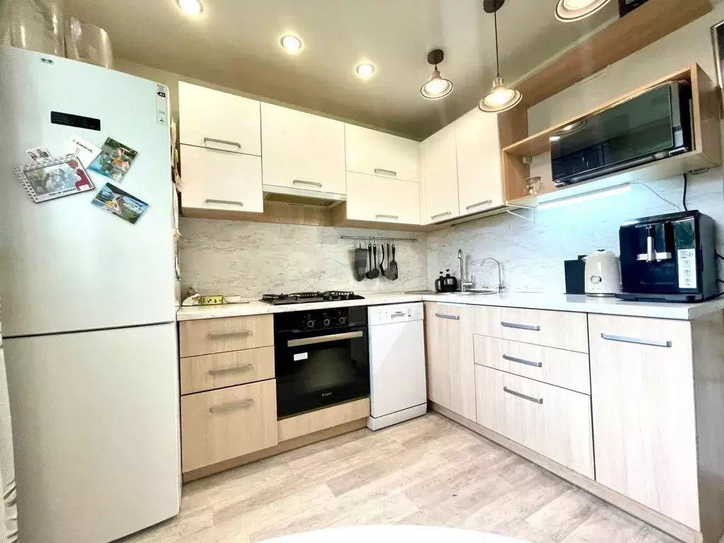 2-к кв. Коми, Сыктывкар ул. Оплеснина, 58А (51.6 м) - Фото 2