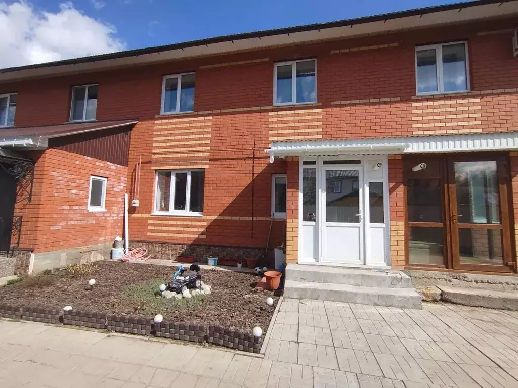 Таунхаус в Башкортостан, Уфа Луговой пер., 8И (92 м) - Фото 0