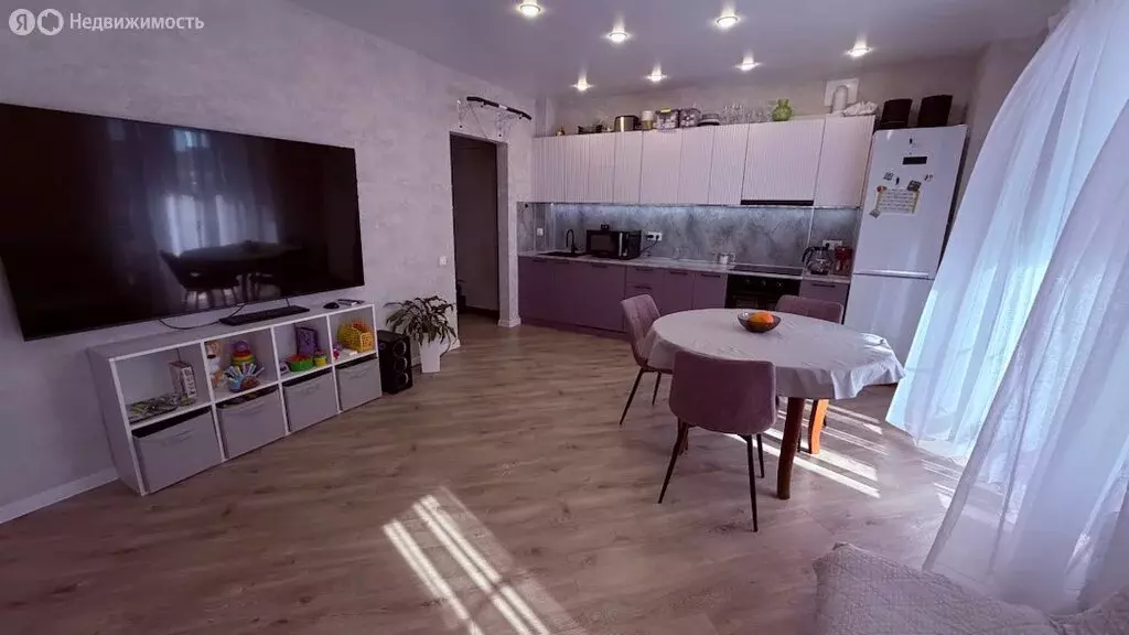 3-комнатная квартира: Сыктывкар, Тентюковская улица, 320к2 (55.6 м) - Фото 2