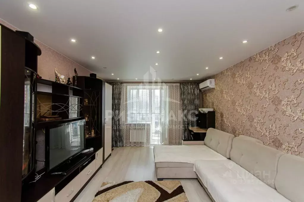 1-к кв. Брянская область, Брянск ул. Имени А.Ф. Войстроченко, 2 (52.8 ... - Фото 1