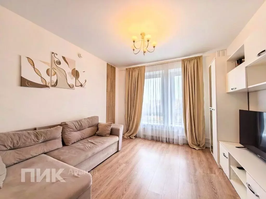 2-к кв. Московская область, Люберцы ул. Летчика Ларюшина, 2 (36.9 м) - Фото 1