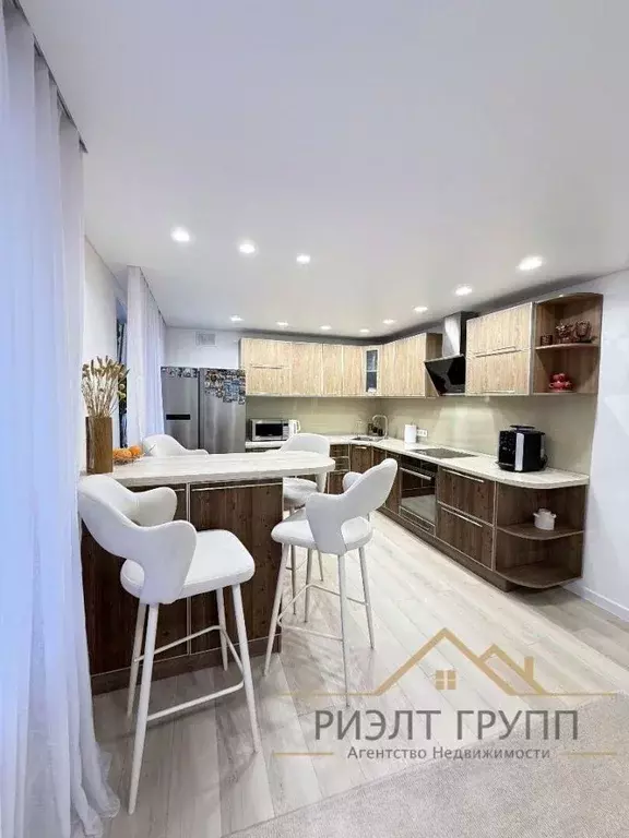 2-к кв. Татарстан, Казань ул. Кулахметова, 15 (70.6 м) - Фото 2