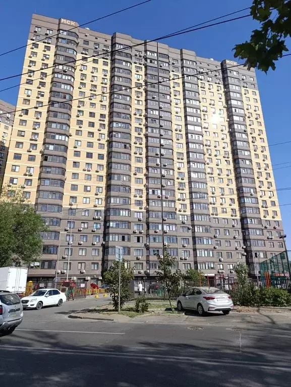 3-к. квартира, 76 м, 4/24 эт. - Фото 1