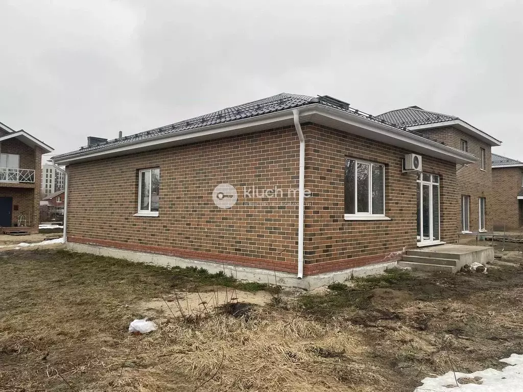 Дом в Татарстан, Казань Малые Клыки жилмассив, ул. Большая Красная ... - Фото 1