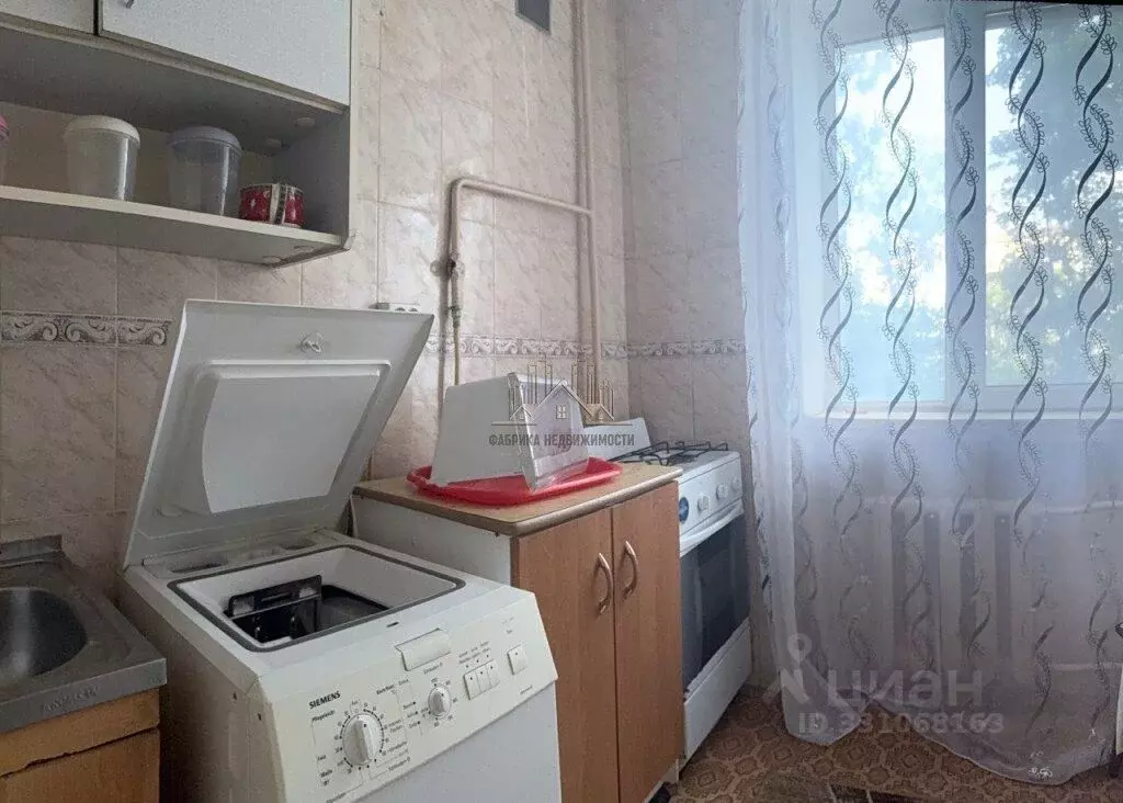 1-к кв. Крым, Симферополь ул. 60 лет Октября, 7 (30.7 м) - Фото 2