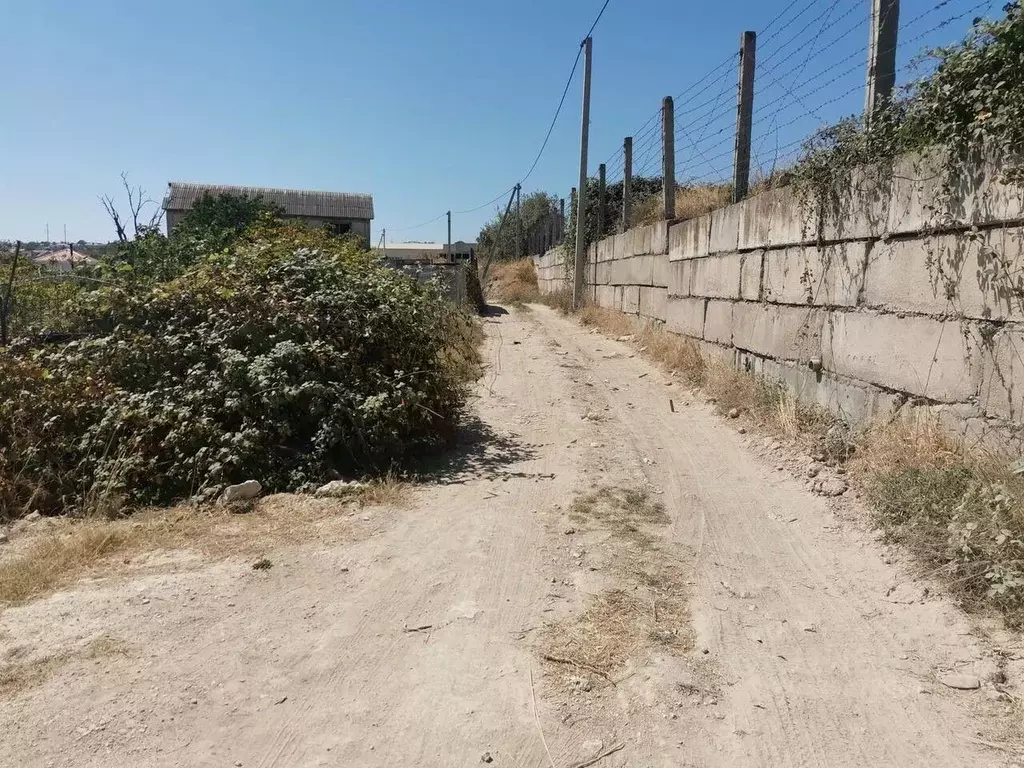 Участок в Севастополь Рыбак-6 садоводческое товарищество, ул. Евгения ... - Фото 1