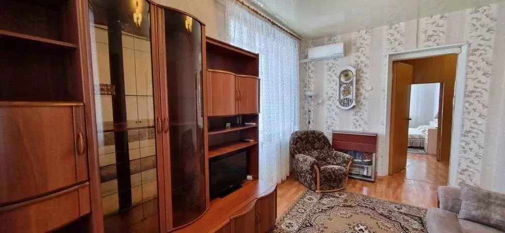 2-к кв. Кемеровская область, Новокузнецк ул. Кирова, 33 (52.4 м) - Фото 2