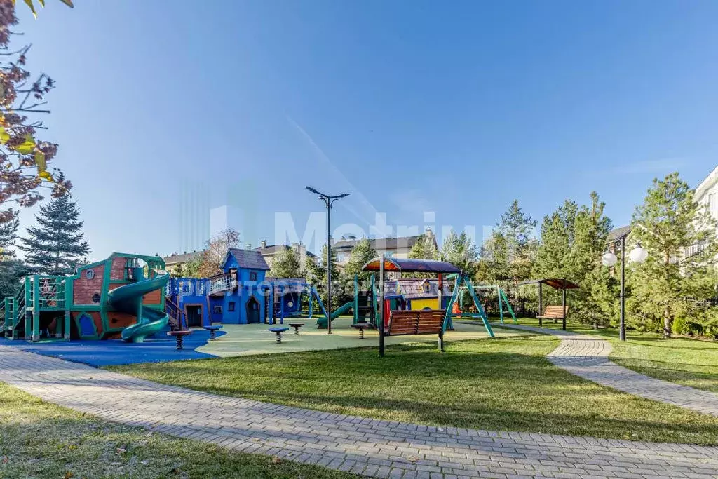 Продается дом в пос. Вешки - Фото 1