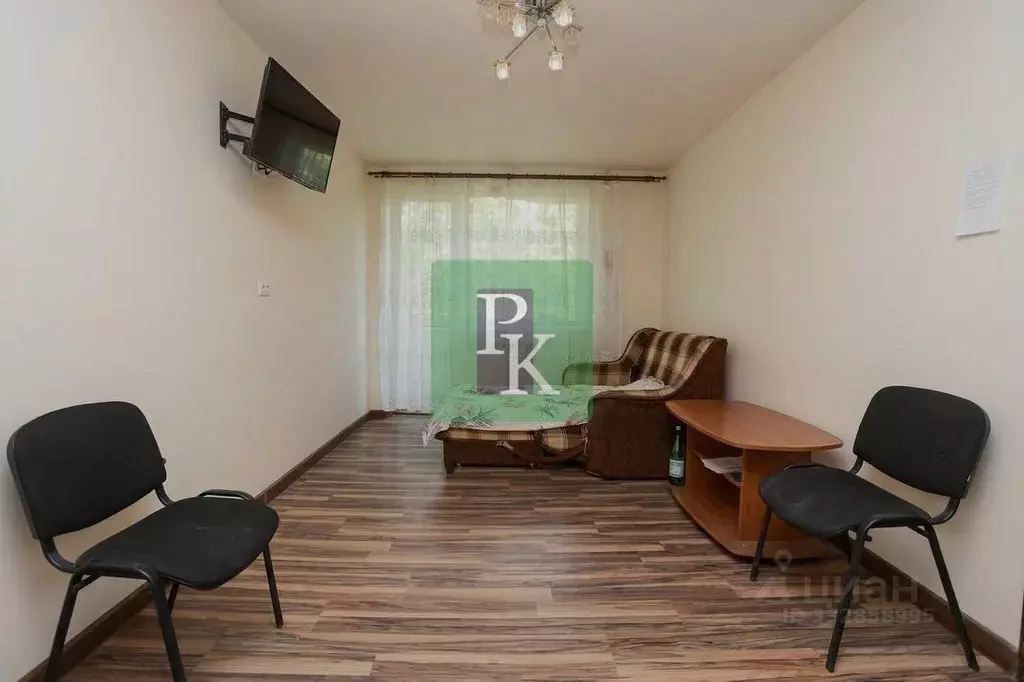 1-к кв. Севастополь ул. Надежды Островской, 9 (30.2 м) - Фото 2