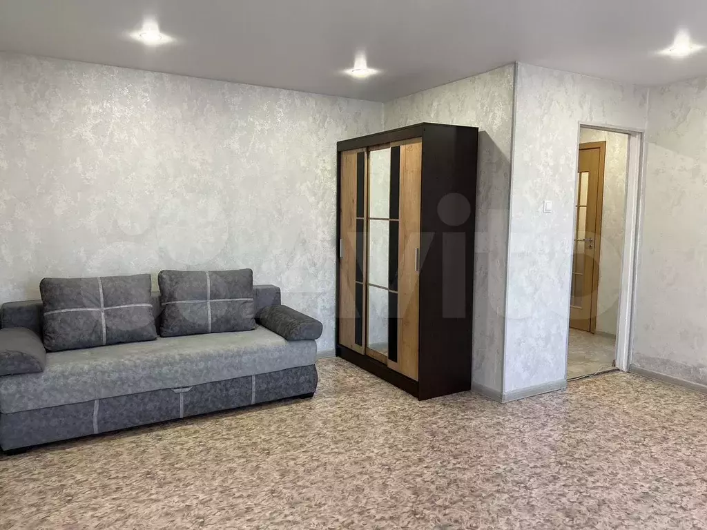 1-к. квартира, 35 м, 4/6 эт. - Фото 1
