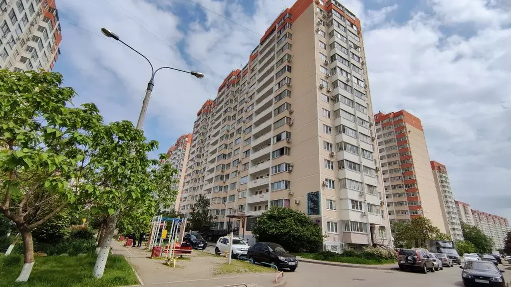 2-к кв. Краснодарский край, Краснодар ул. Героев-Разведчиков, 21/2 ... - Фото 0
