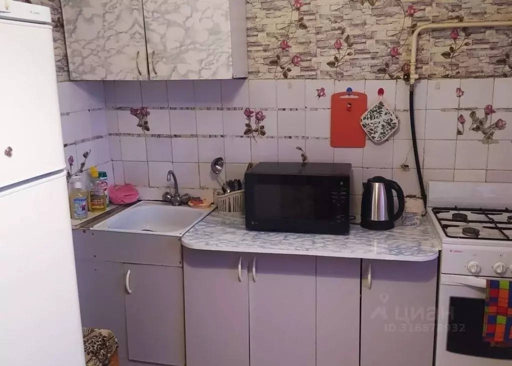 1-к кв. Карелия, Медвежьегорск Заводская ул., 16 (32.0 м) - Фото 0
