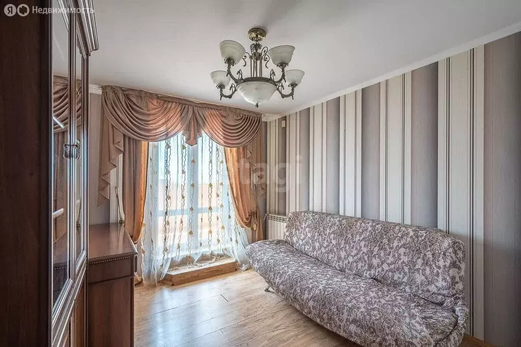 4-комнатная квартира: Екатеринбург, улица Викулова, 61к1 (130 м) - Фото 1