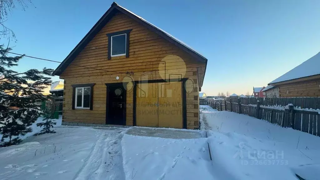 Дом в Иркутская область, Иркутский муниципальный округ, д. Куда пер. ... - Фото 1