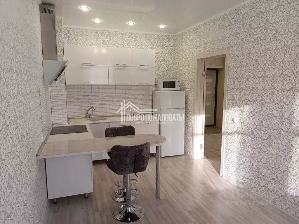 2-к кв. Хакасия, Абакан просп. Дружбы Народов, 49А (65.4 м) - Фото 1
