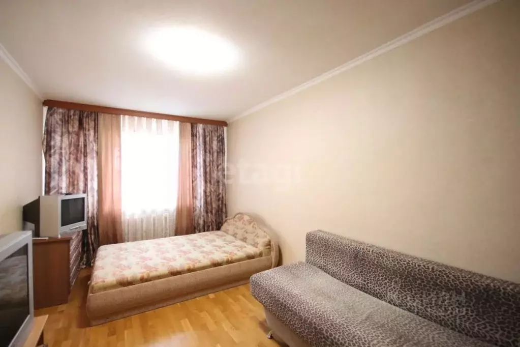 3-к кв. Ямало-Ненецкий АО, Новый Уренгой Сибирская ул., 17 (70.0 м) - Фото 1