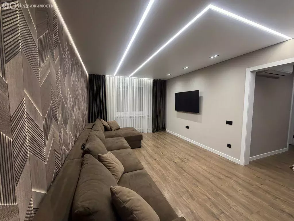 3-комнатная квартира: Владикавказ, улица Генерала Плиева, 19 (86 м) - Фото 2