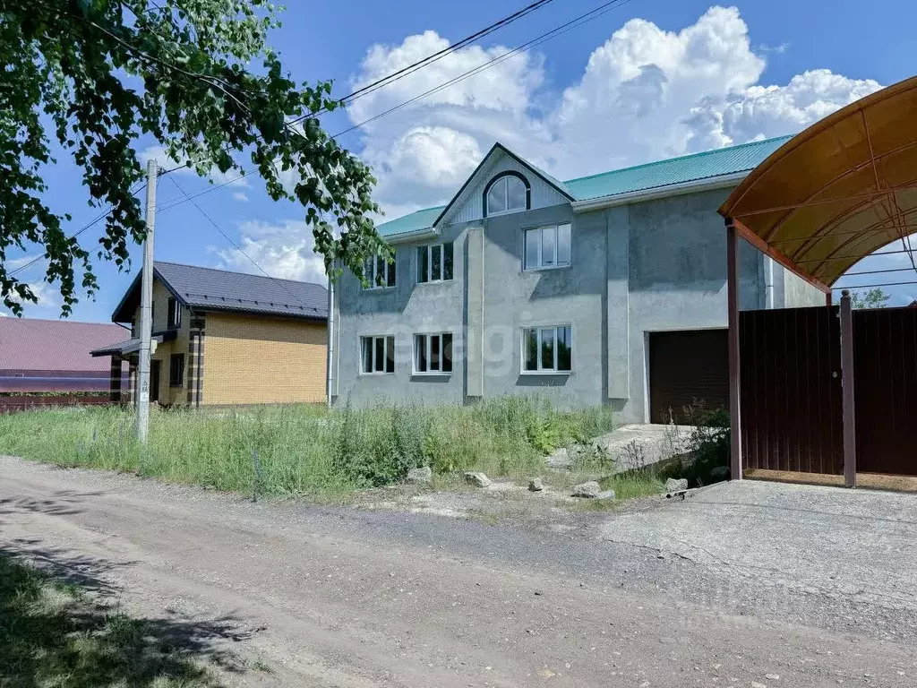 Дом в Мордовия, Лямбирский район, Берсеневское с/пос, пос. Звездный ... - Фото 1