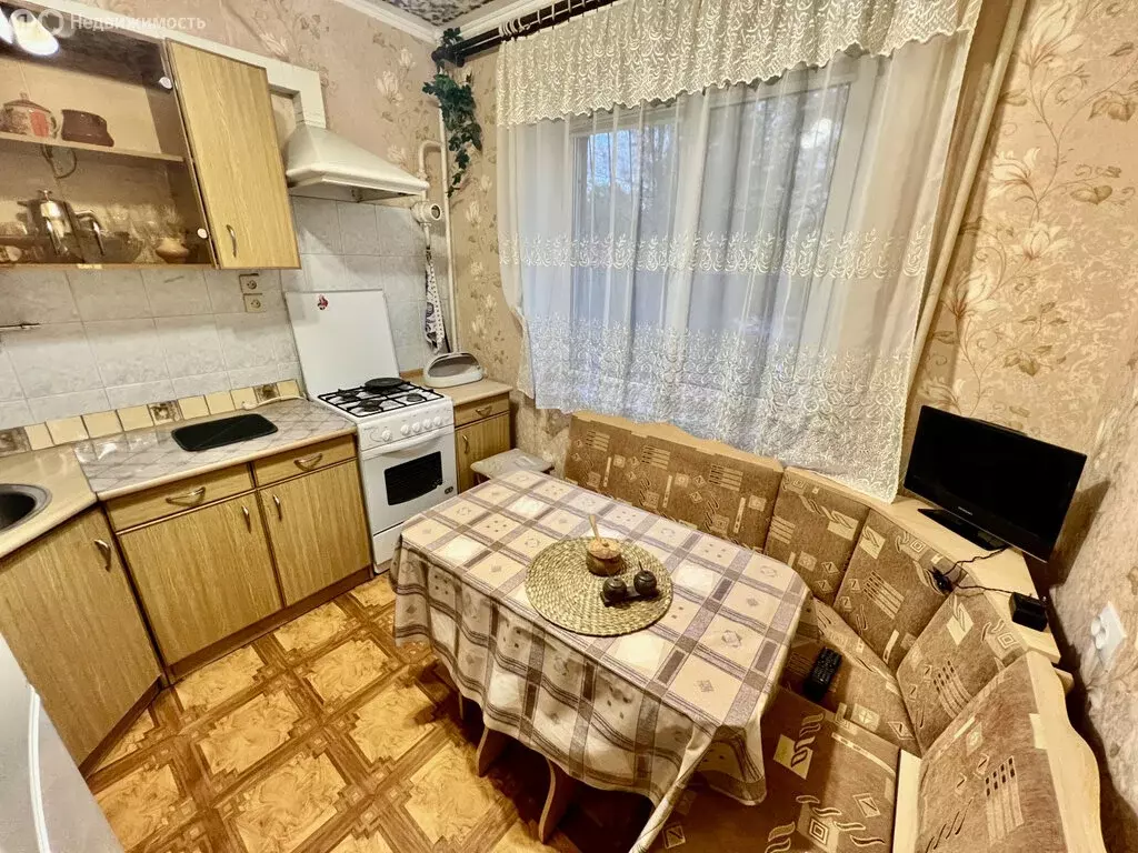 2-комнатная квартира: Ростов-на-Дону, микрорайон Северный, улица ... - Фото 0