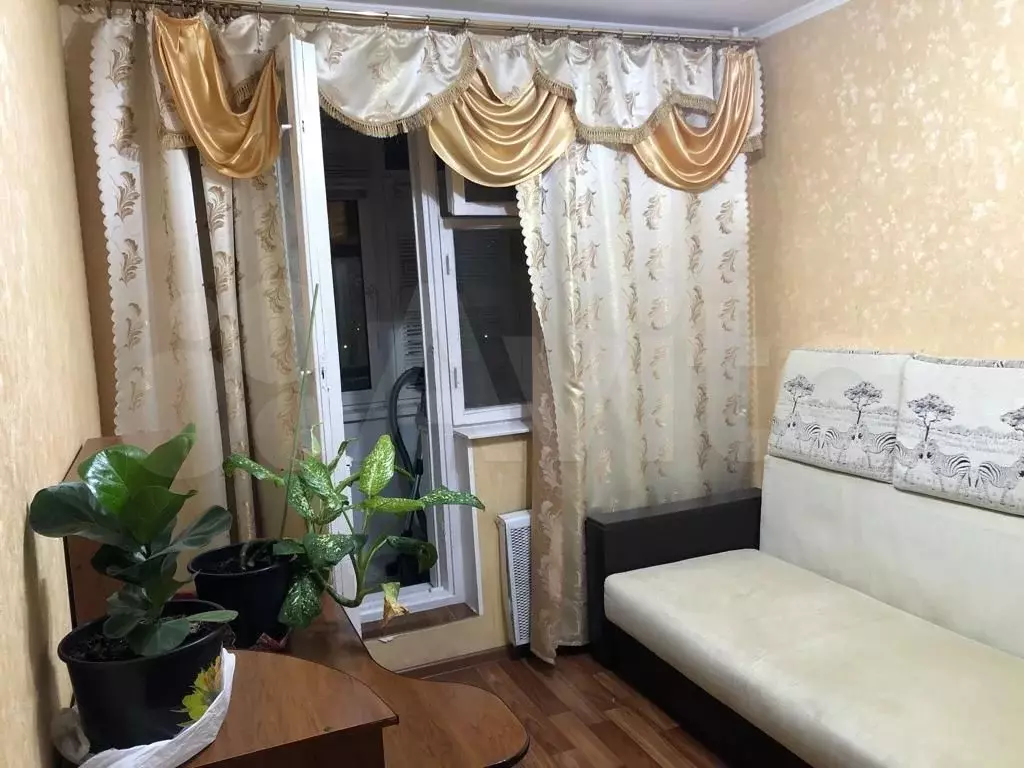 Комната 12 м в 3-к., 10/12 эт. - Фото 0