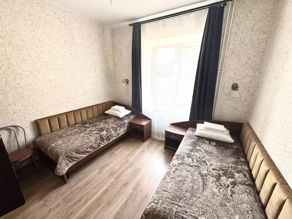 Комната Новгородская область, Валдай ул. Победы, 5 (16.0 м) - Фото 0