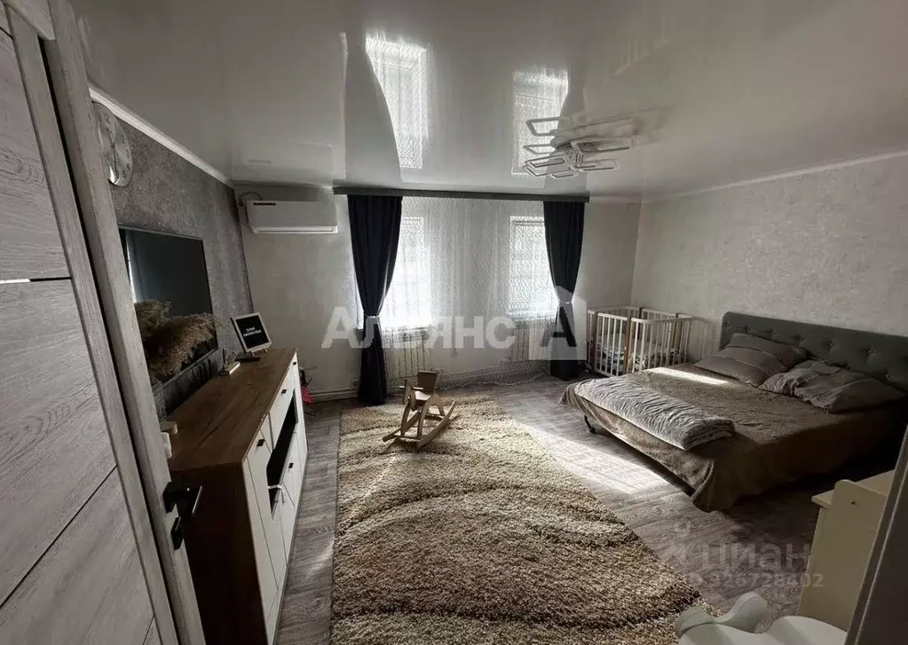 Дом в Ростовская область, Донецк ул. Железняка (63 м) - Фото 1