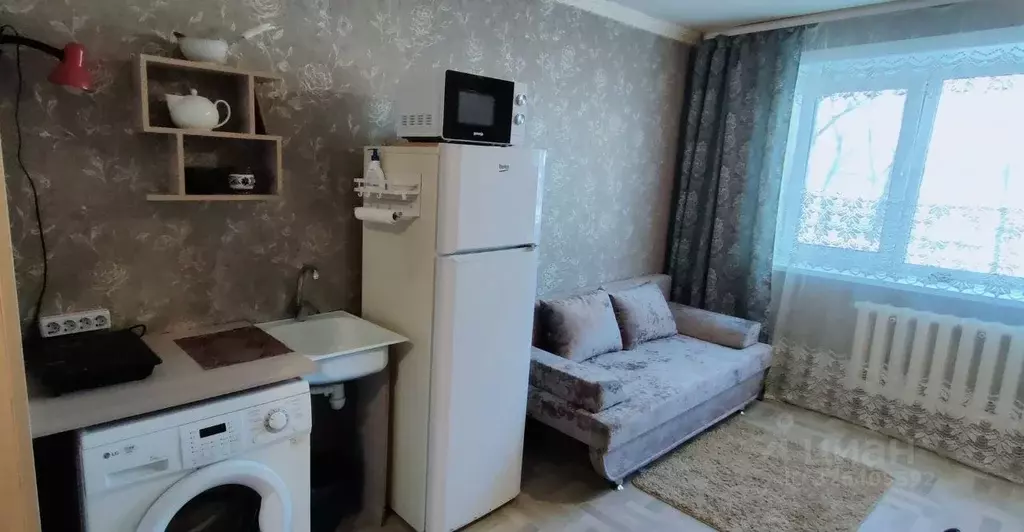 Студия Амурская область, Благовещенск ул. 50 лет Октября, 204 (18.6 м) - Фото 1