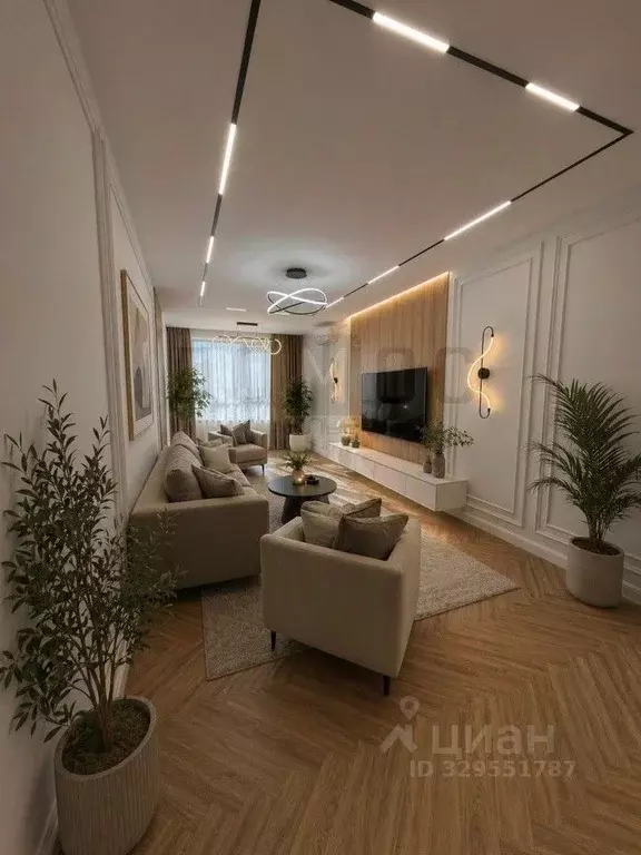 2-к кв. Свердловская область, Екатеринбург ул. Нагорная, 16 (85.0 м) - Фото 1