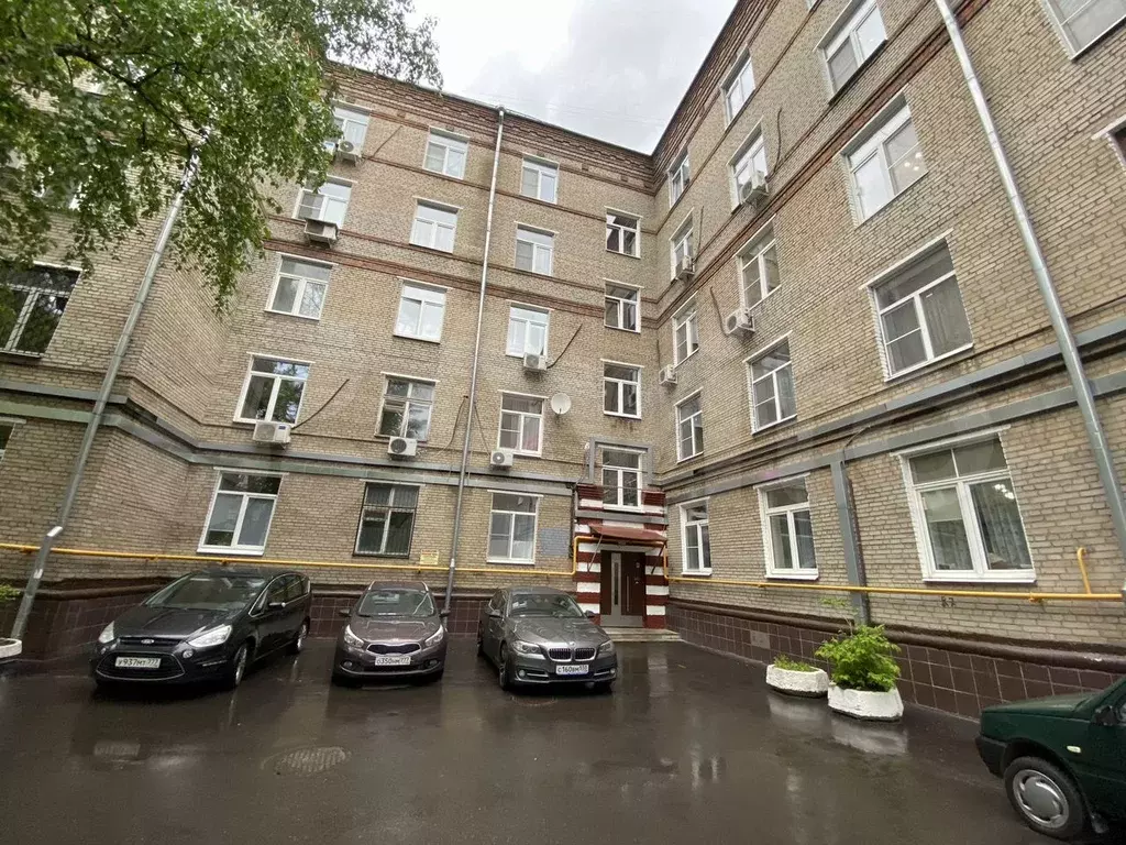 Комната 17 м в 3-к., 1/5 эт. - Фото 0