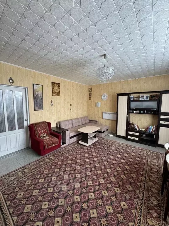 Дом в Крым, Симферопольский район, Добровское с/пос, с. Заречное пер. ... - Фото 1