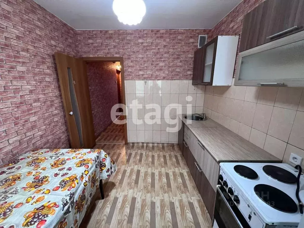 3-к кв. Красноярский край, Красноярск ул. 3 Августа, 26 (77.9 м) - Фото 1