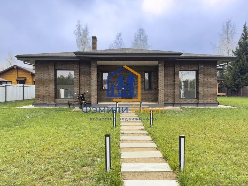 Дом в Калужская область, Малоярославецкий муниципальный округ, ... - Фото 2