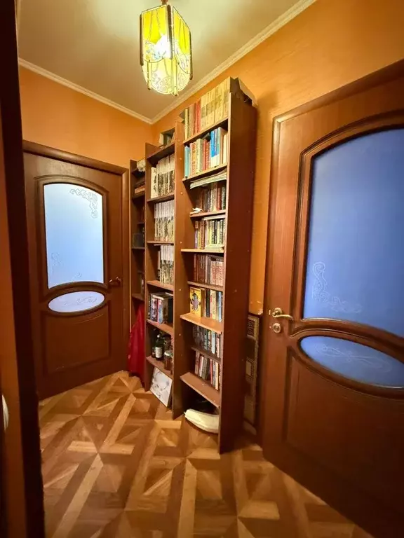 Продается 3-комнатная квартира - Фото 1