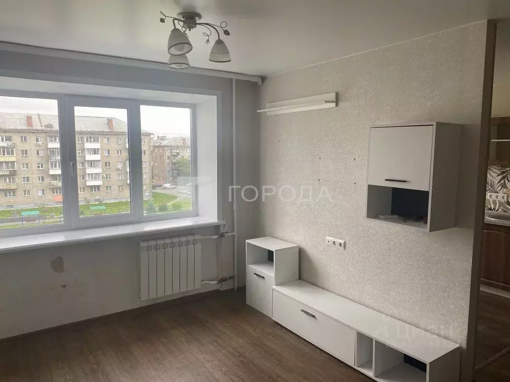 2-к кв. Новосибирская область, Новосибирск ул. Макаренко, 21 (43.2 м) - Фото 0