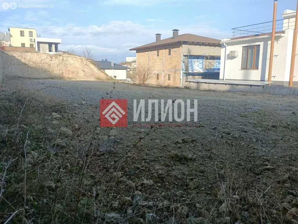 Участок в Севастополь, Волнистая улица (6.8 м) - Фото 0