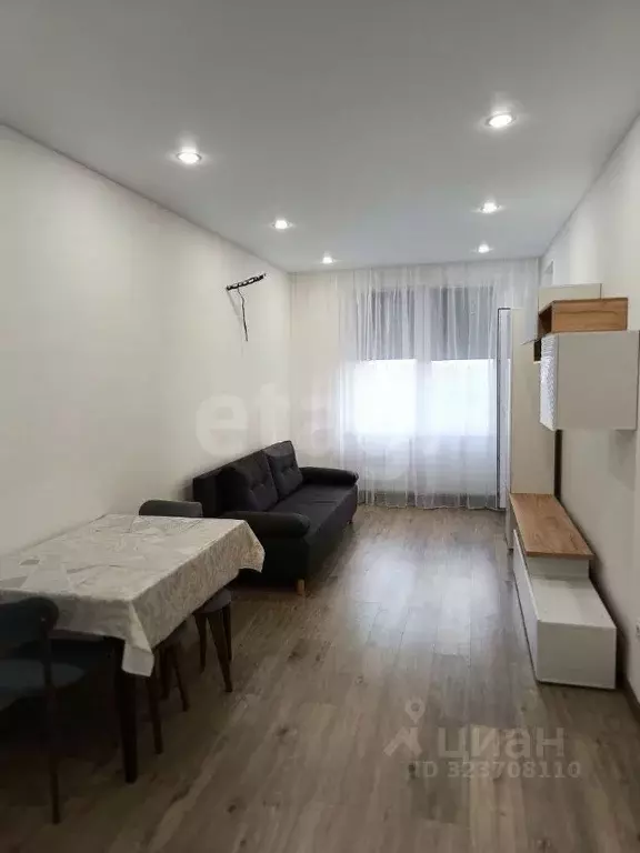 1-к кв. Тюменская область, Тюмень ул. Краснооктябрьская, 8 (38.0 м) - Фото 2