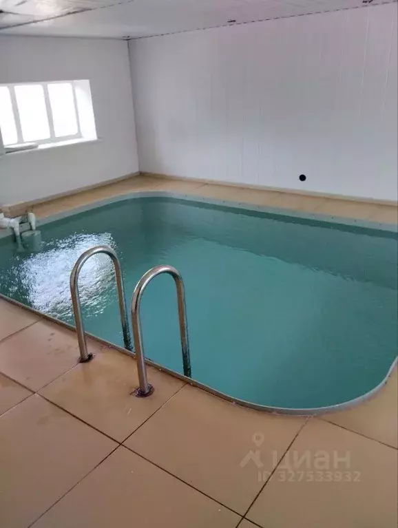 Дом в Свердловская область, Екатеринбург пос. ДОК, 16 (250 м) - Фото 1