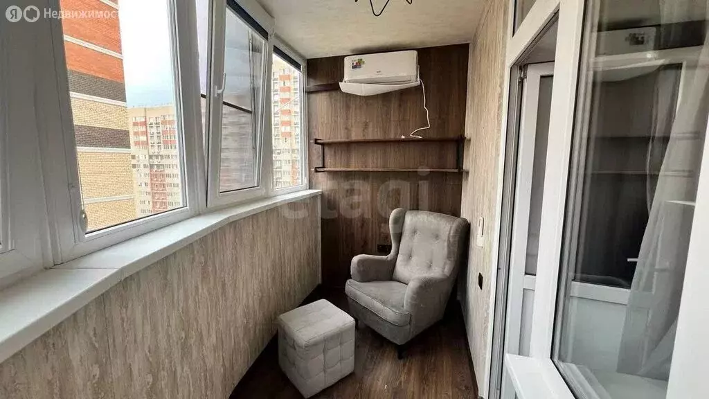 3-комнатная квартира: Ростов-на-Дону, улица Подвойского, 39 (81 м) - Фото 0