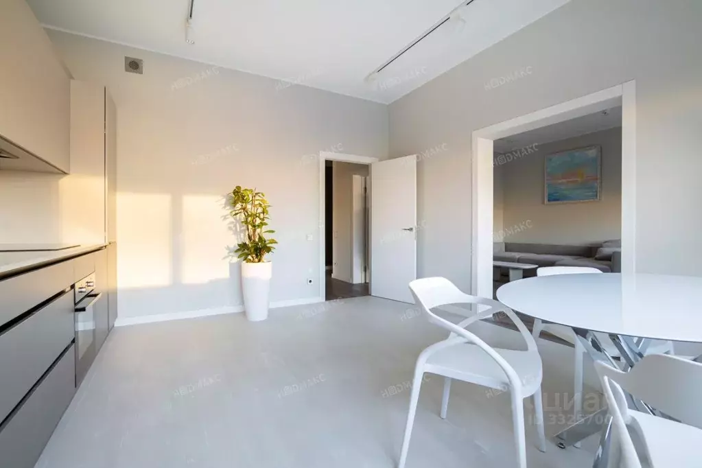 3-к кв. Санкт-Петербург ул. Рентгена, 19 (150.0 м) - Фото 2