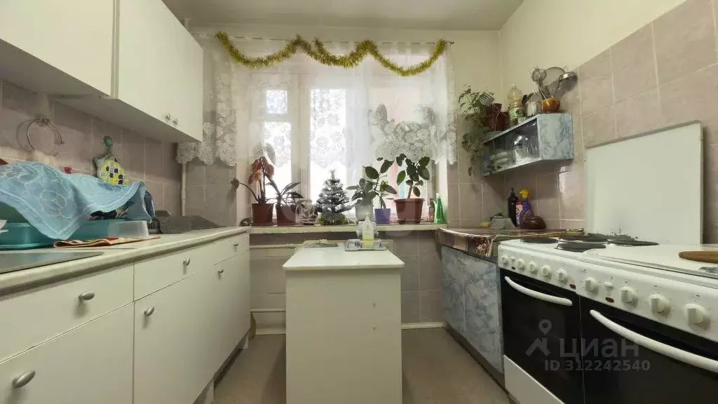 Комната Санкт-Петербург ул. Есенина, 36к3 (12.5 м) - Фото 0