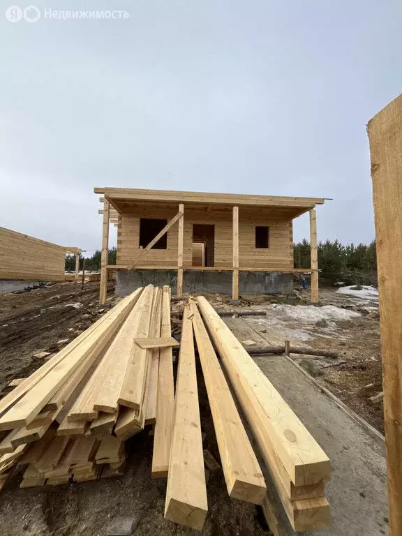 Дом в деревня Карлук, улица Валентина Распутина, 12 (160 м) - Фото 1