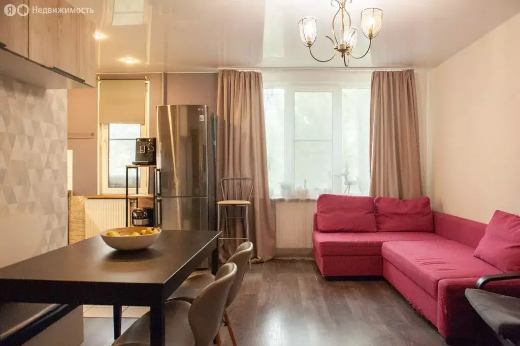 3-комнатная квартира: Санкт-Петербург, улица Бурцева, 5 (49 м) - Фото 1