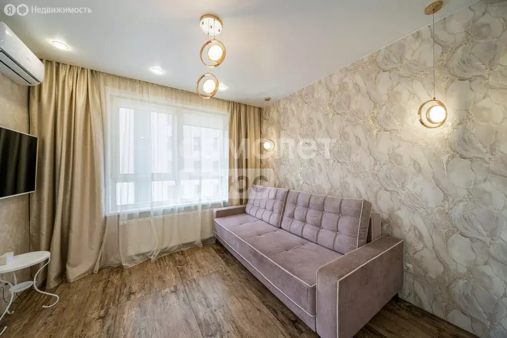 1-комнатная квартира: Хабаровск, улица Джамбула, 3 (27 м) - Фото 1