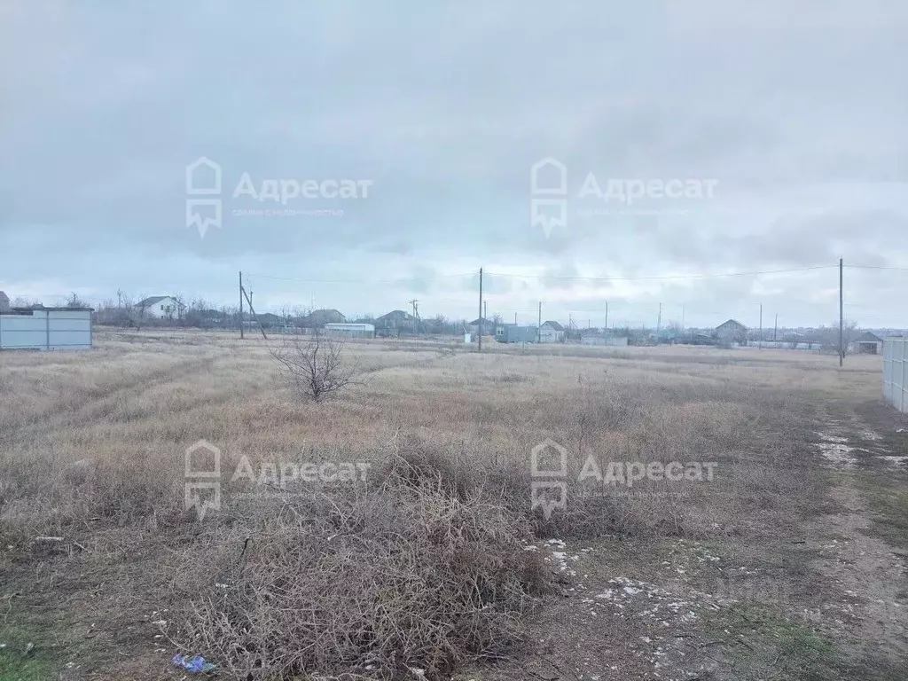 Участок в Волгоградская область, Городище рп, Дубок СНТ ул. Громова ... - Фото 1